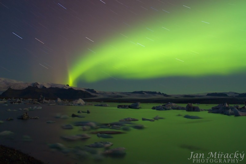 Aurora borealis above Jokulsarlon glacier lagoon